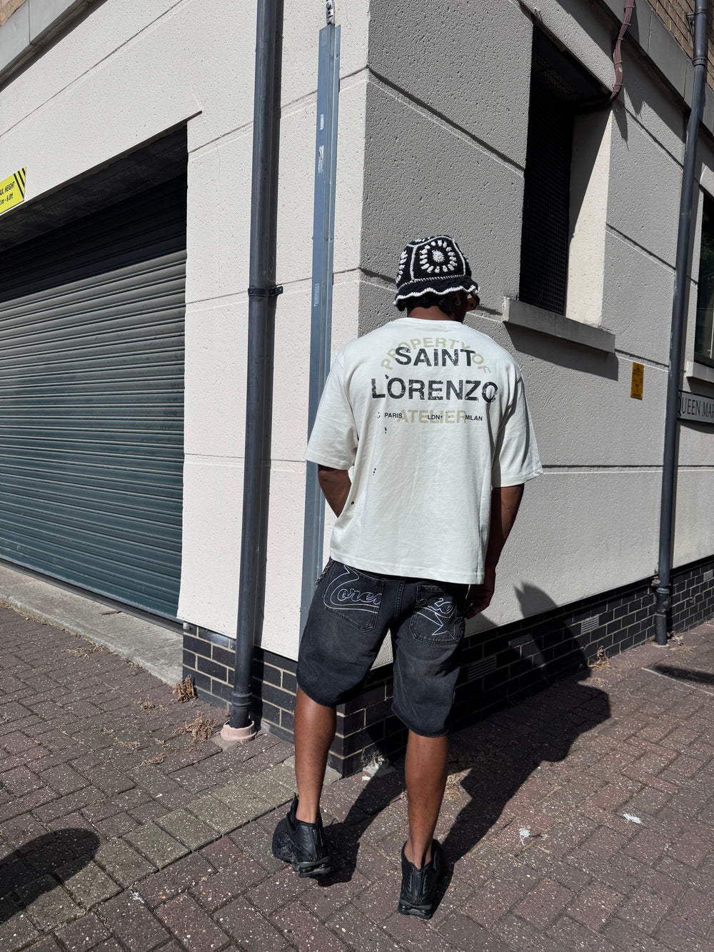 Look 60